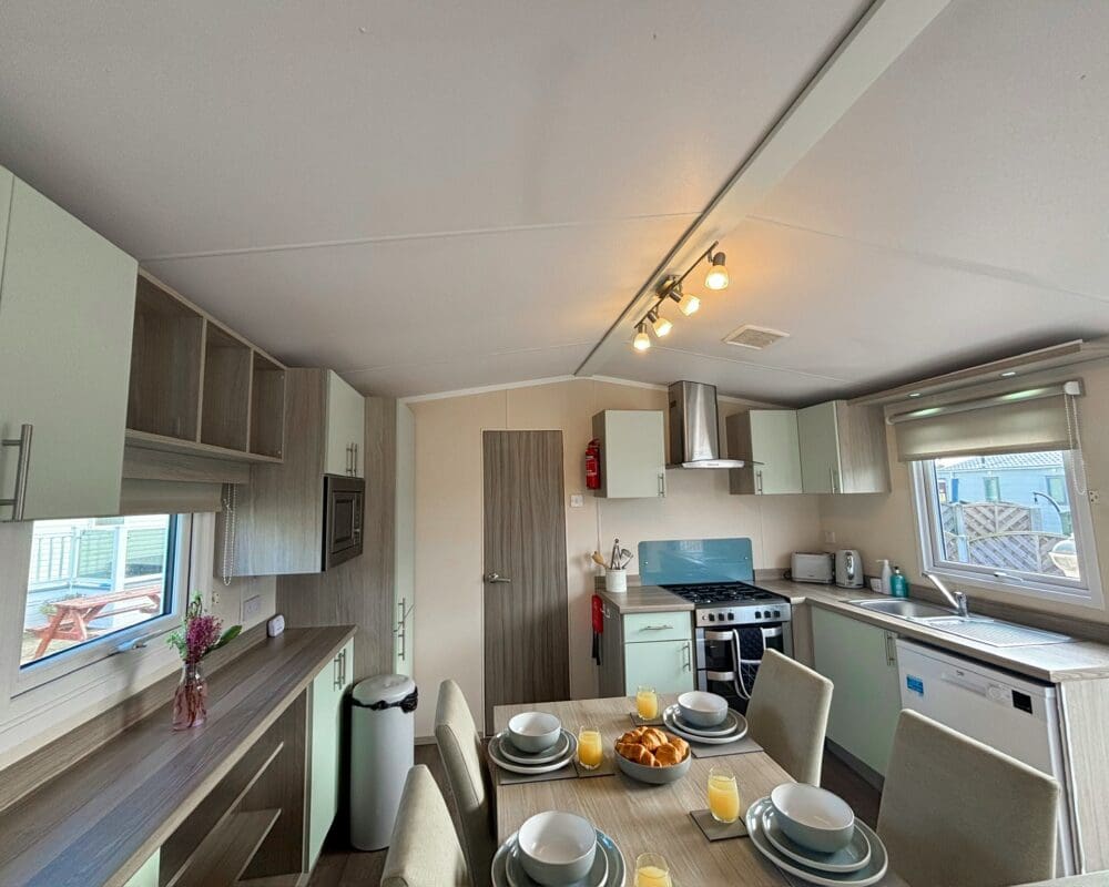 Holiday Rental Caravan at Patrington Haven Leisure Park